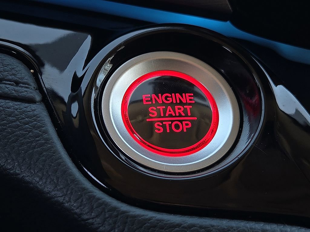 Used 2025 Honda Odyssey Touring image 17