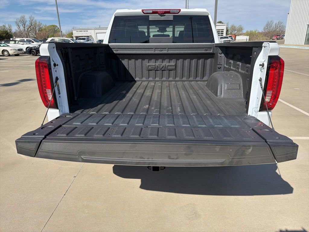 Used 2025 GMC Sierra 1500 AT4X image 7