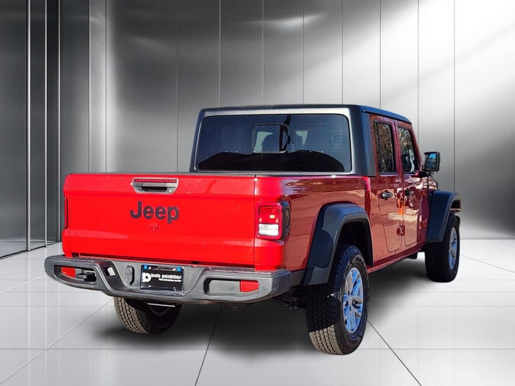 Used 2023 Jeep Gladiator Sport image 24