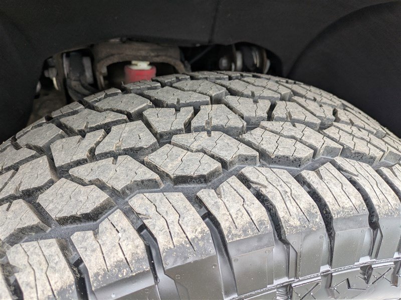 Used 2024 Chevrolet Silverado 2500 Custom w/ Custom Value Package image 11