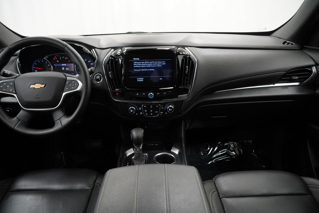 Used 2023 Chevrolet Traverse LT w/ Rear Camera Mirror Package AWD/4WD image 6