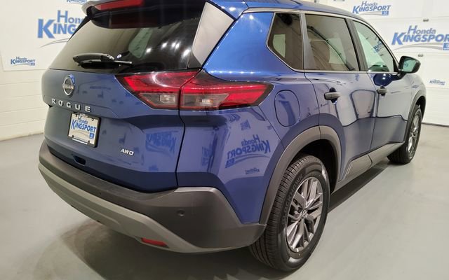 Used 2023 Nissan Rogue S image 3
