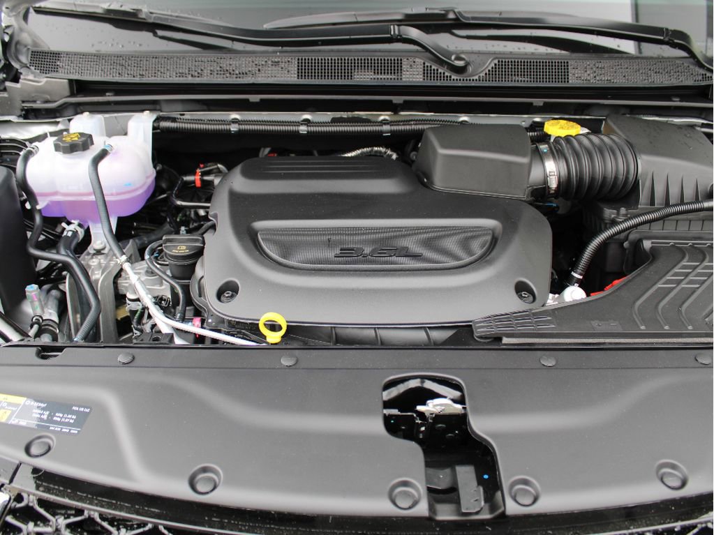 New 2026 Chrysler Pacifica Select image 40