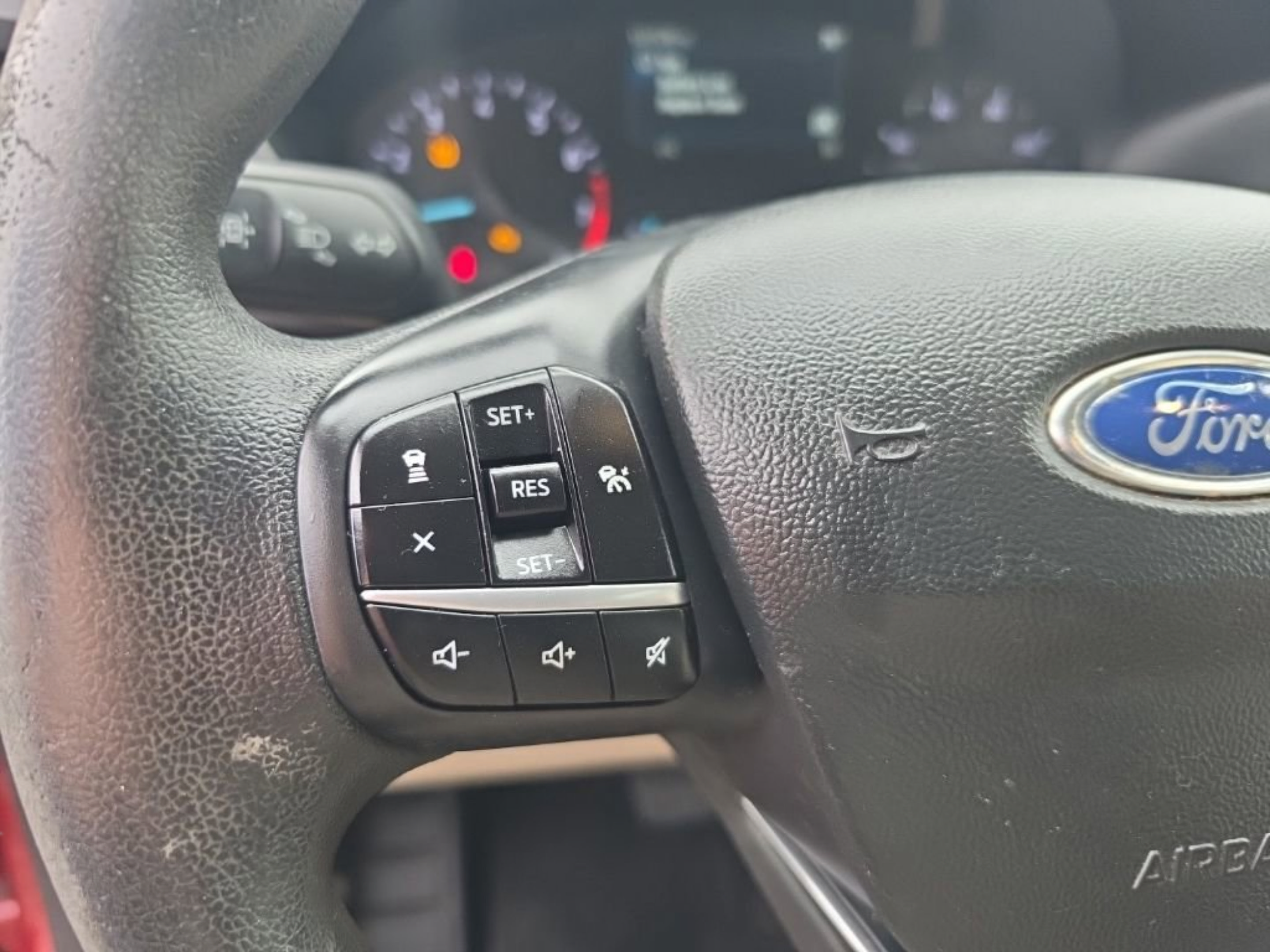 Used 2020 Ford Escape SE FWD image 14