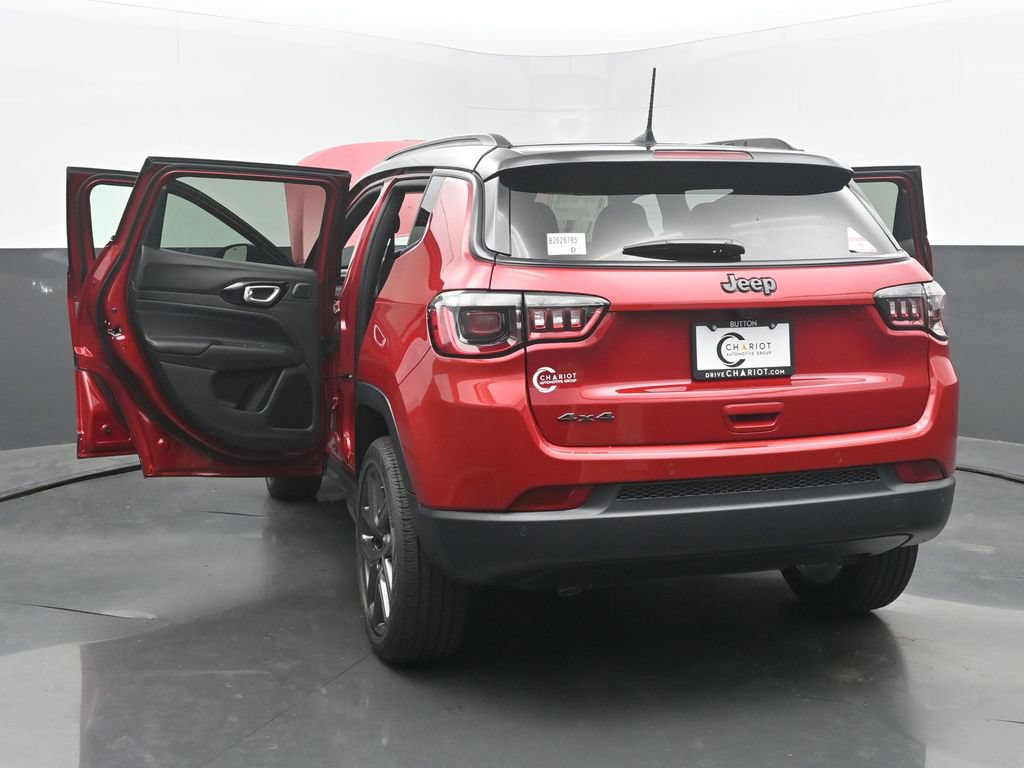 New 2026 Jeep Compass Limited w/ Sun, Sound & Navigation Group AWD/4WD image 54