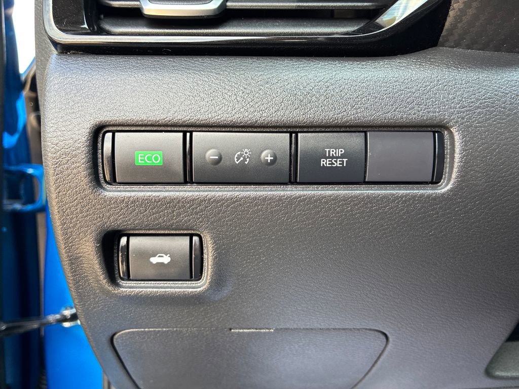 Used 2023 Nissan Sentra SV FWD image 29