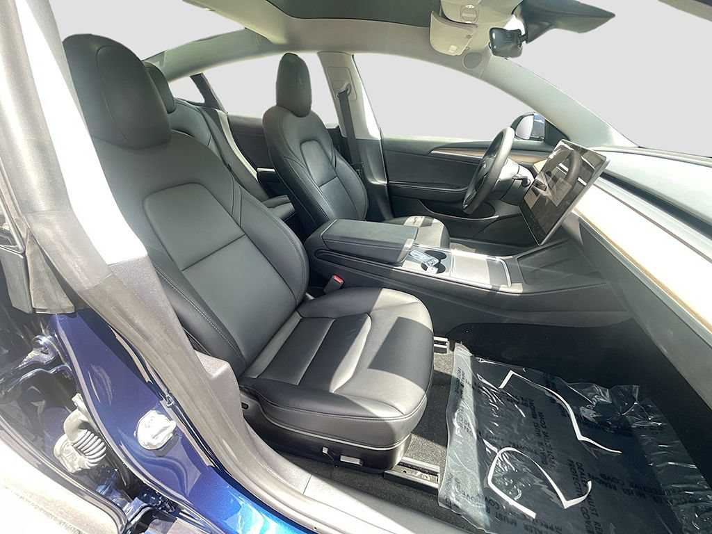Used 2022 Tesla Model 3 Standard Range RWD image 22