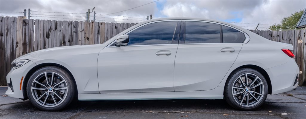 Used 2020 BMW 330i Sedan image 2