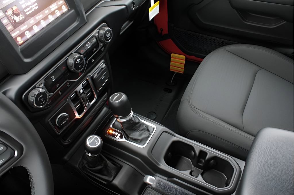 Used 2023 Jeep Gladiator Willys image 26