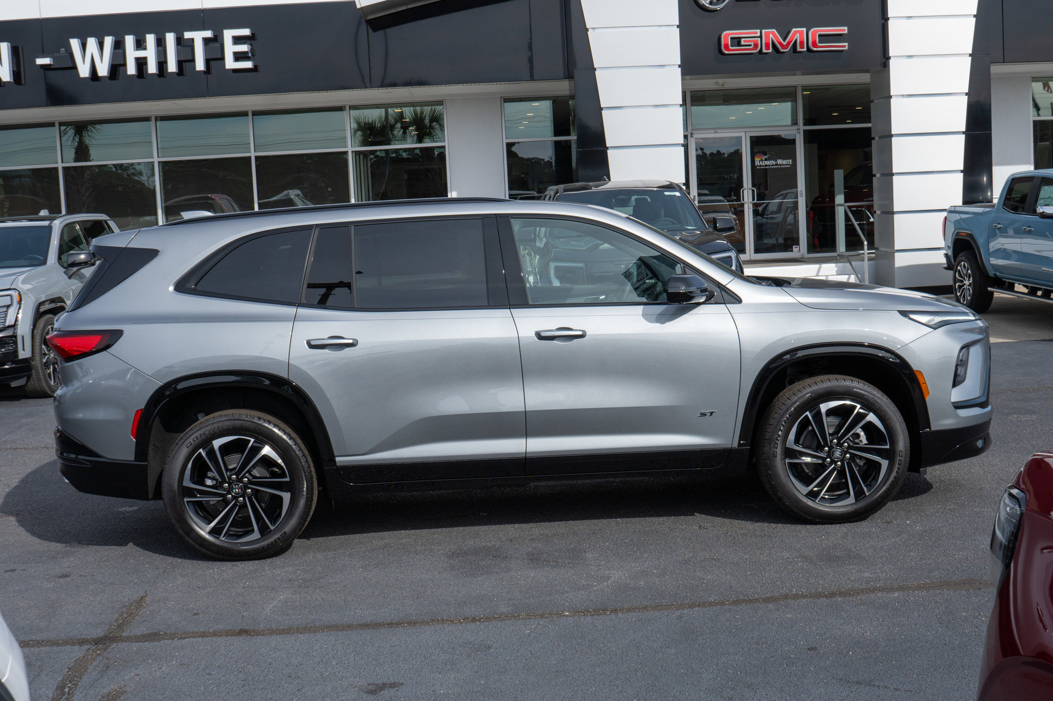 New 2026 Buick Enclave Sport Touring w/ Power Package video 2