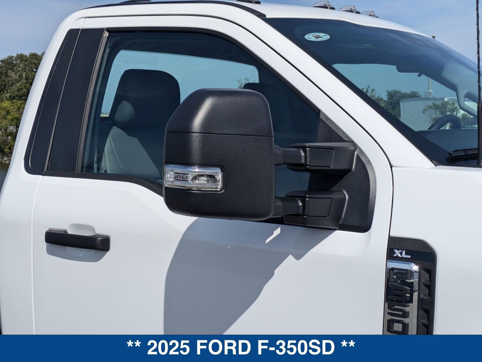 New 2025 Ford F350 XL w/ XL Chrome Package image 11