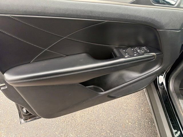 Used 2017 Lincoln MKC Premiere image 13