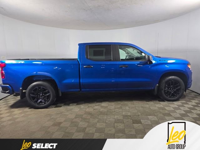 Used 2023 Chevrolet Silverado 1500 Custom w/ LPO, Dark Essentials Package AWD/4WD image 5