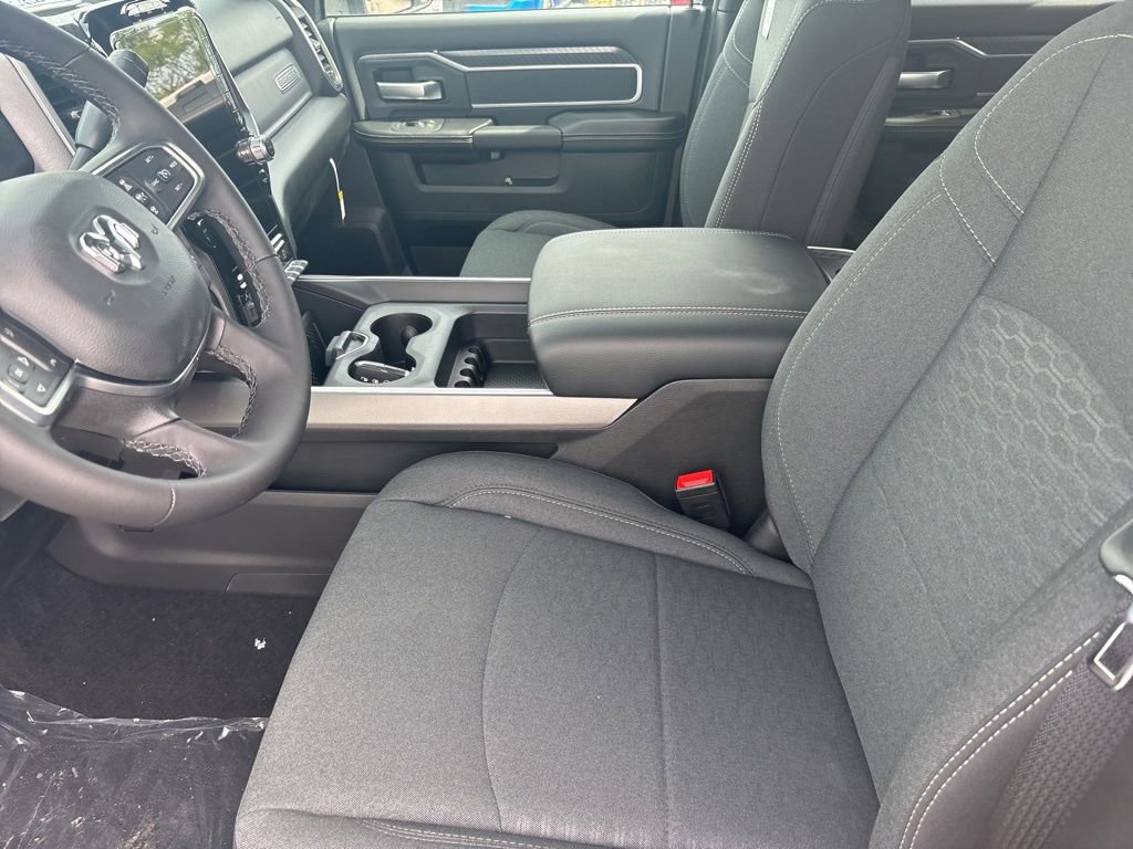 New 2026 RAM 2500 Big Horn AWD/4WD image 20