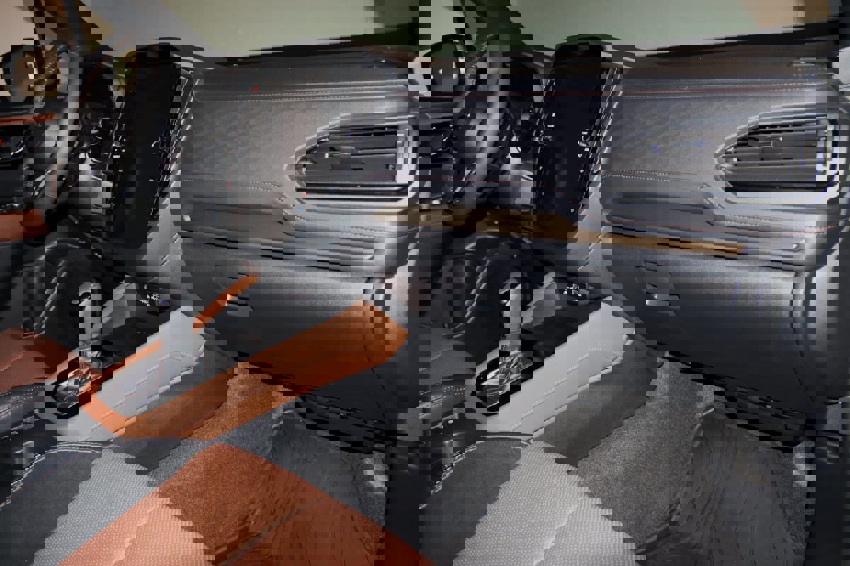 Used 2025 Subaru Forester Touring image 58