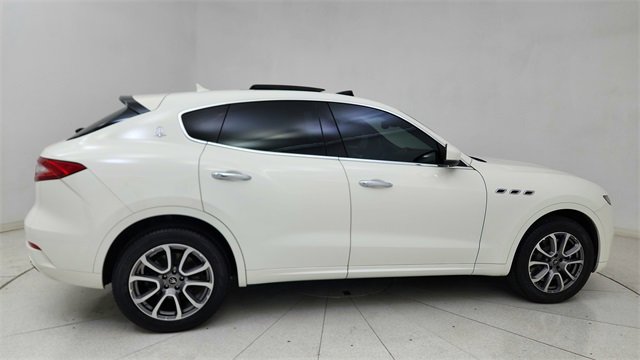 Used 2020 Maserati Levante S image 6