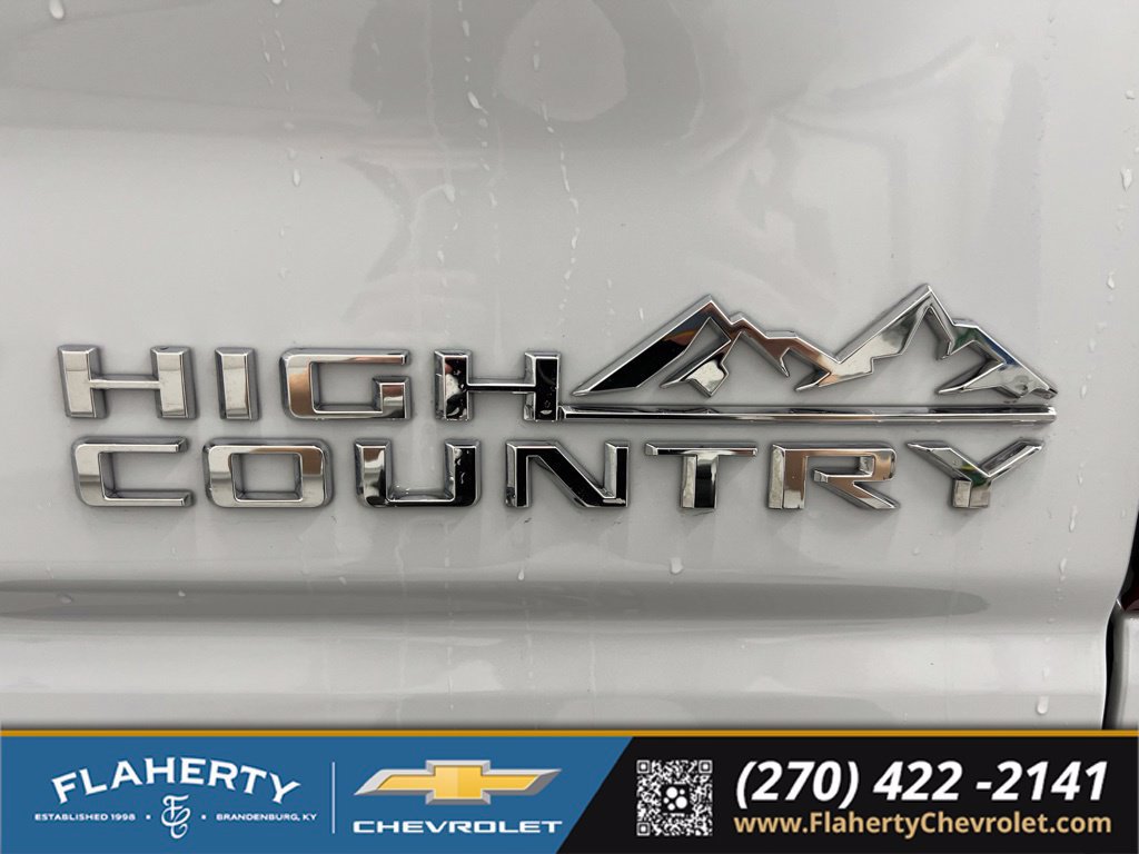 Used 2026 Chevrolet Silverado 1500 High Country AWD/4WD image 18