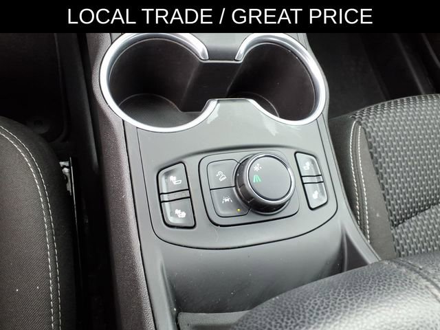 Used 2022 GMC Terrain SLE w/ Driver Convenience Package image 13