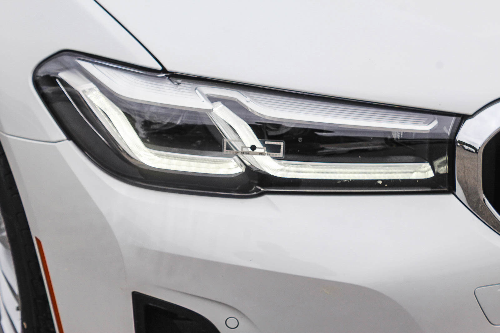 Certified 2023 BMW 530i w/ Premium Package image 8