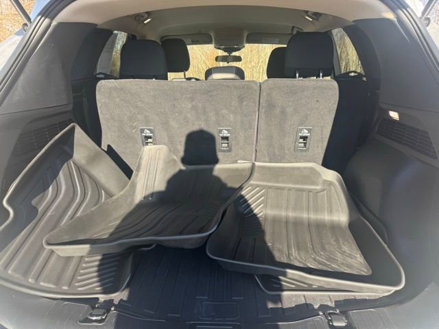 Used 2020 Ford Escape SE image 16