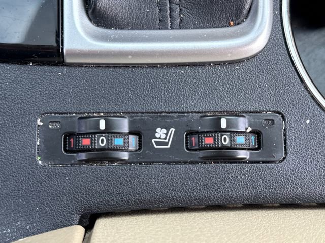 Used 2018 Toyota Highlander Limited image 33