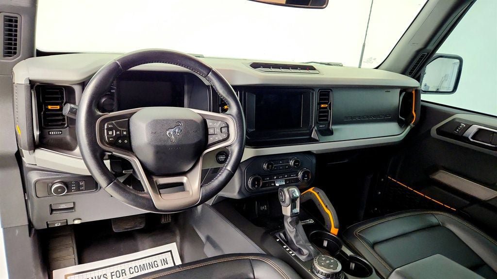 Used 2022 Ford Bronco Badlands w/ Sasquatch Package AWD/4WD image 11
