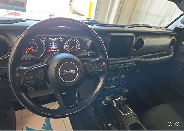 Used 2022 Jeep Gladiator Sport image 13