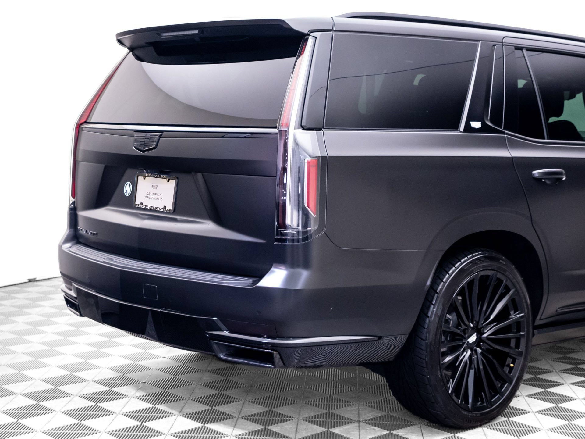 Certified 2023 Cadillac Escalade Sport Platinum w/ LPO, ONYX Package AWD/4WD image 39