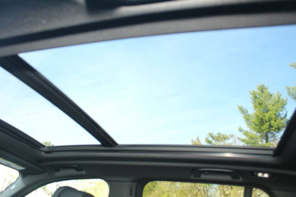 New 2026 BMW X5 xDrive50e image 21