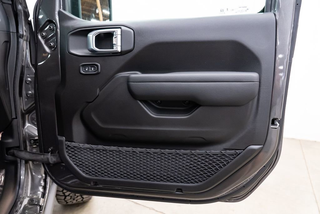 New 2026 Jeep Gladiator Mojave AWD/4WD image 29