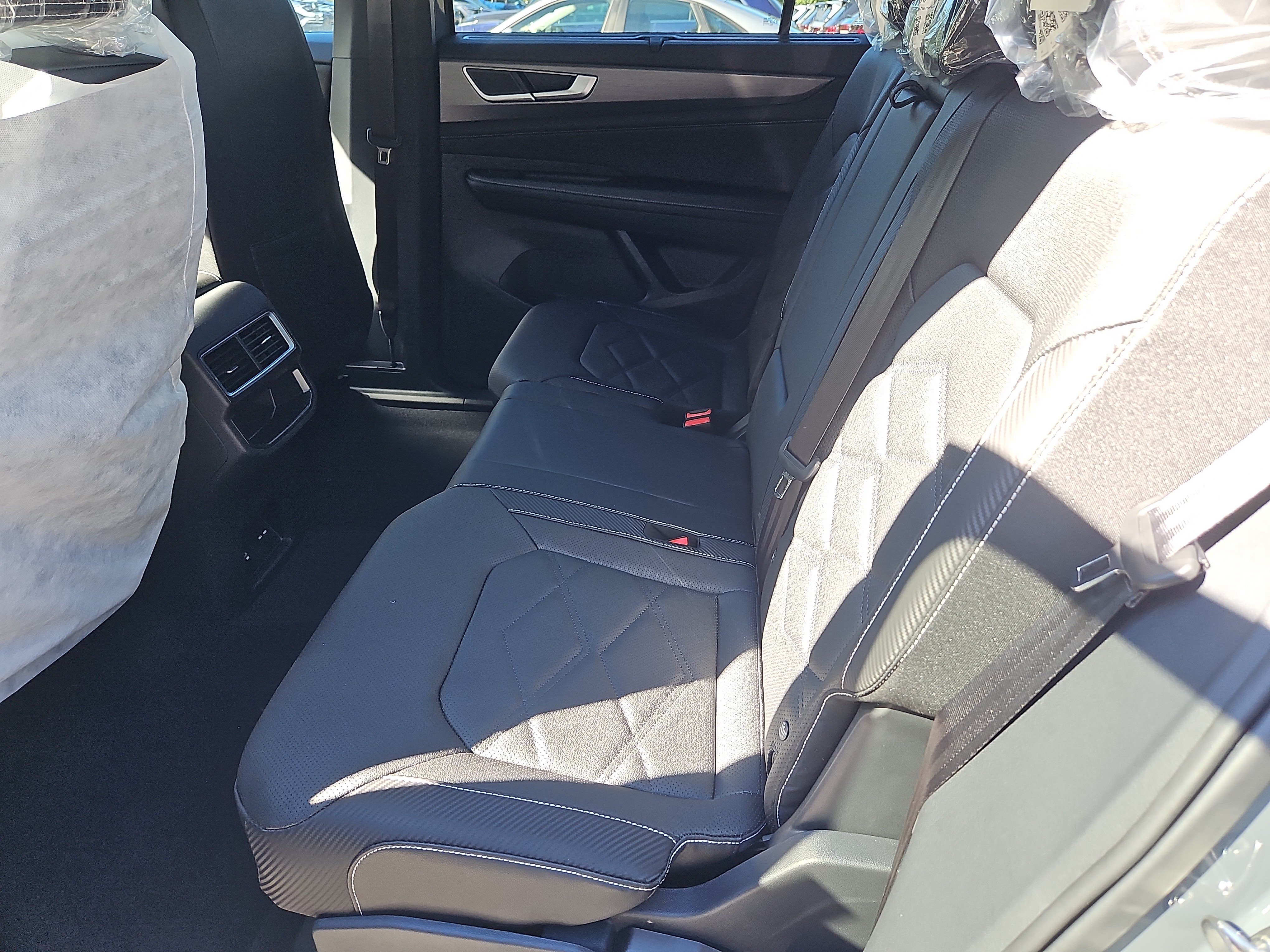 New 2026 Volkswagen Atlas Cross Sport SE AWD/4WD image 19
