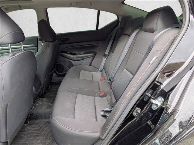 Used 2023 Nissan Altima 2.5 SV w/ SV Premium Package image 12