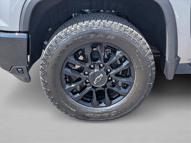 Certified 2025 Chevrolet Silverado 2500 Custom w/ Custom Value Package image 15