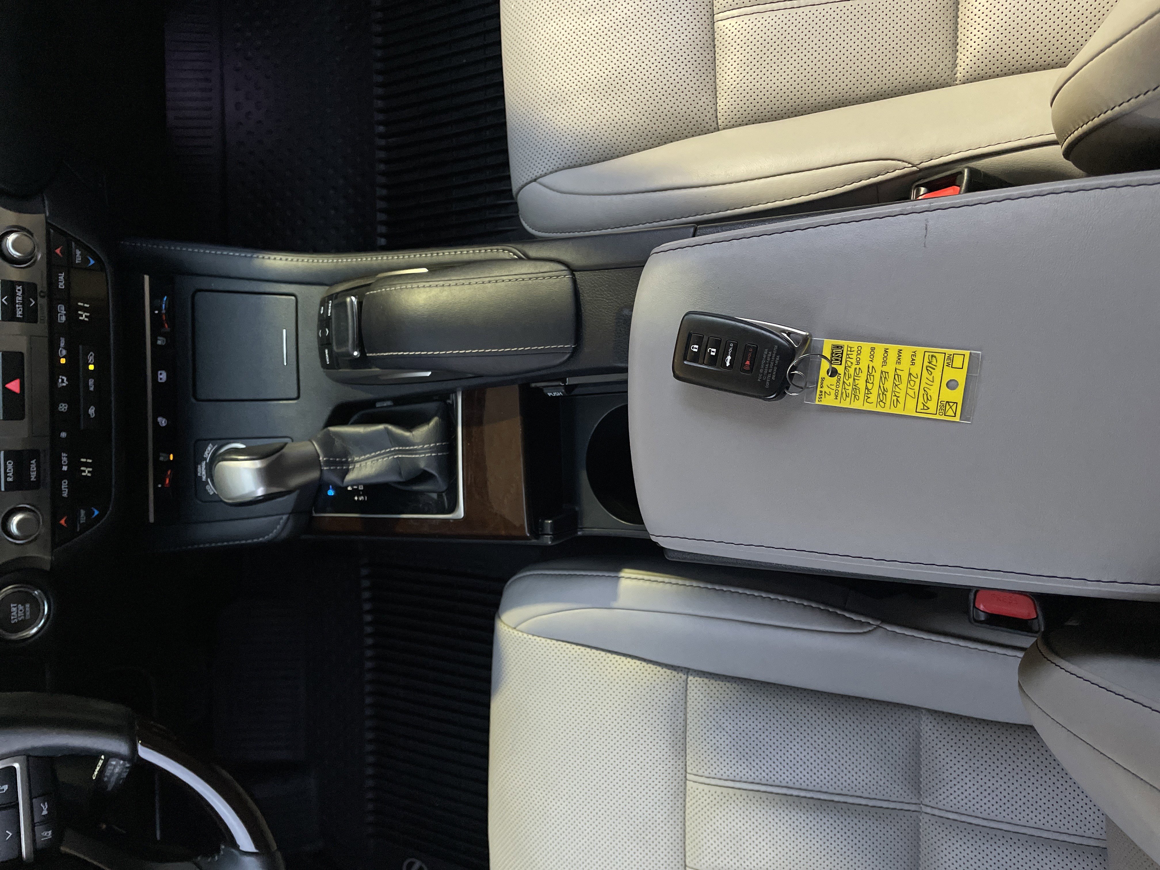 Used 2017 Lexus ES 350 image 11