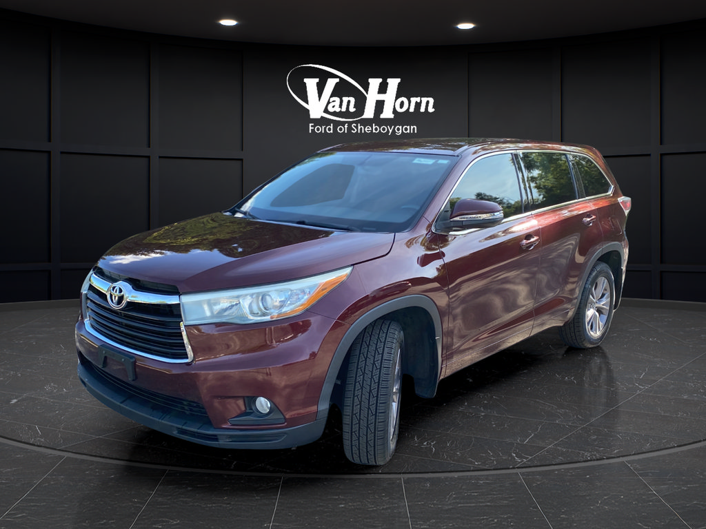 Used 2016 Toyota Highlander Plus AWD/4WD image 3