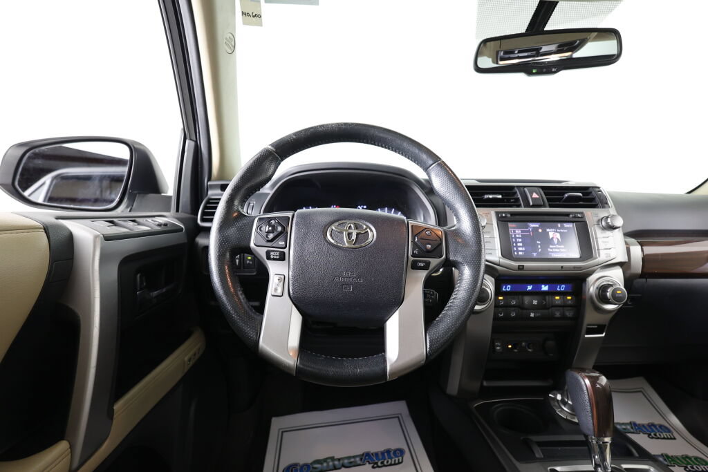 Used 2015 Toyota 4Runner Limited AWD/4WD image 28