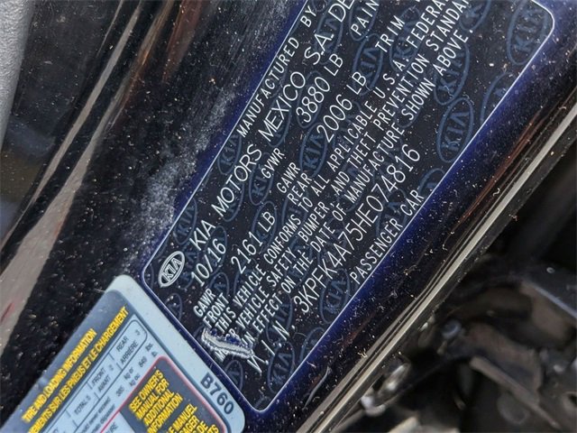 Used 2017 Kia Forte LX image 28