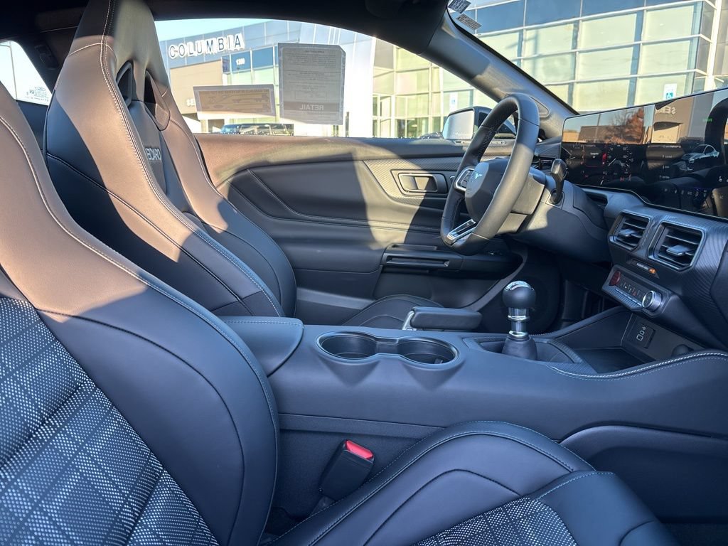 New 2026 Ford Mustang GT Premium w/ GT Performance Package RWD image 15