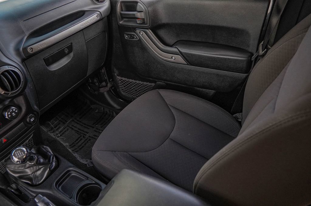 Used 2018 Jeep Wrangler Sport image 33