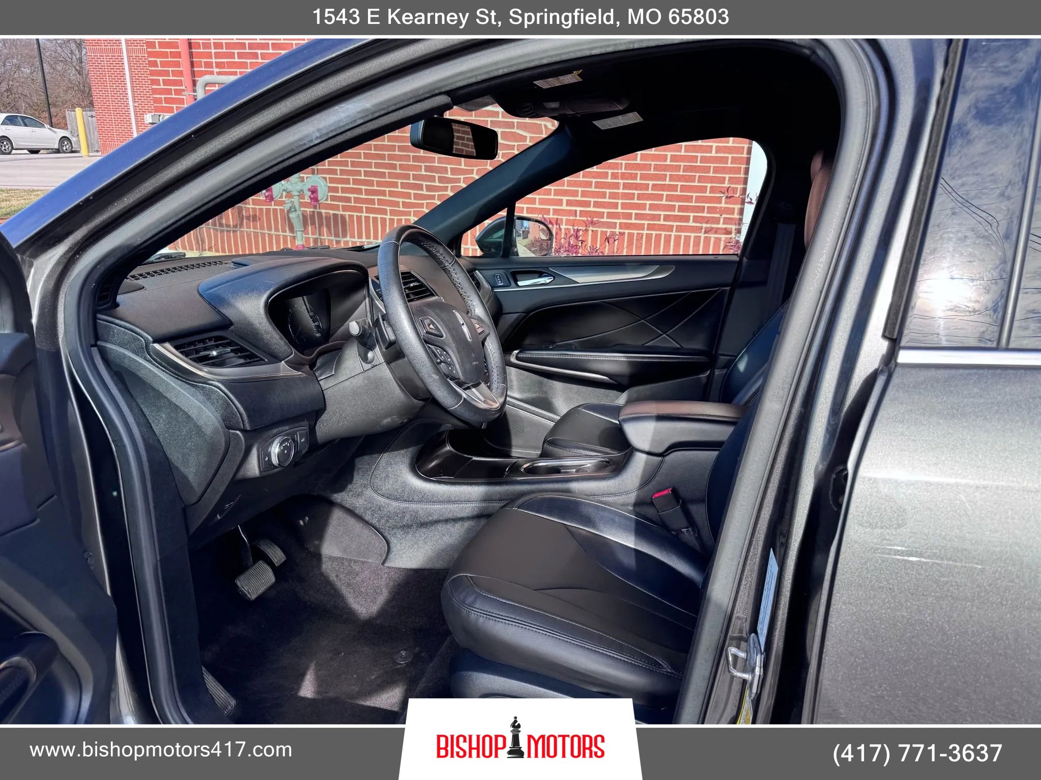 Used 2017 Lincoln MKC Premiere FWD image 10