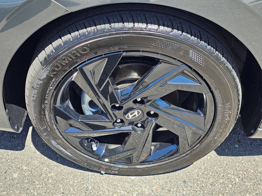 Certified 2026 Hyundai Elantra Sport FWD image 10