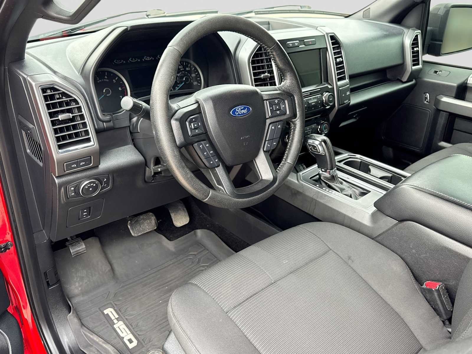 Used 2016 Ford F150 XLT w/ Equipment Group 302A Luxury AWD/4WD image 2