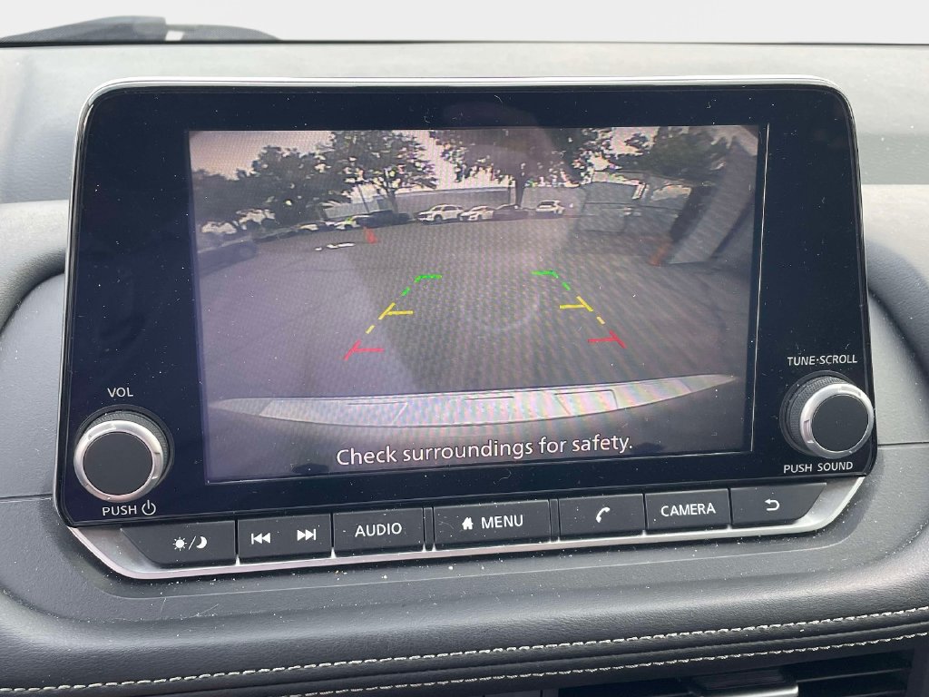Used 2024 Nissan Rogue SV w/ SV Premium Package FWD image 26