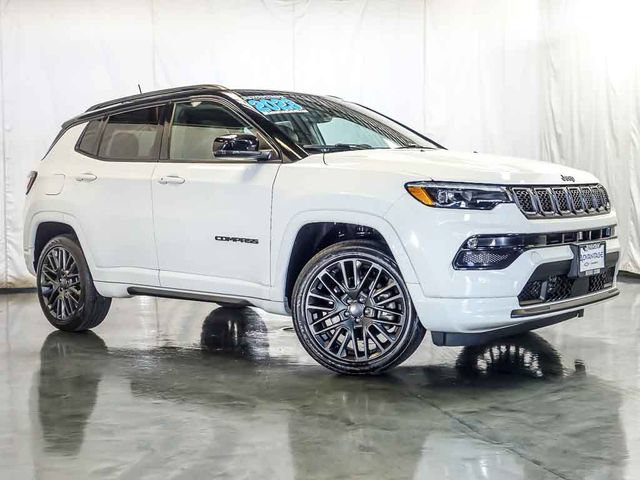 Used 2023 Jeep Compass High Altitude AWD/4WD image 2