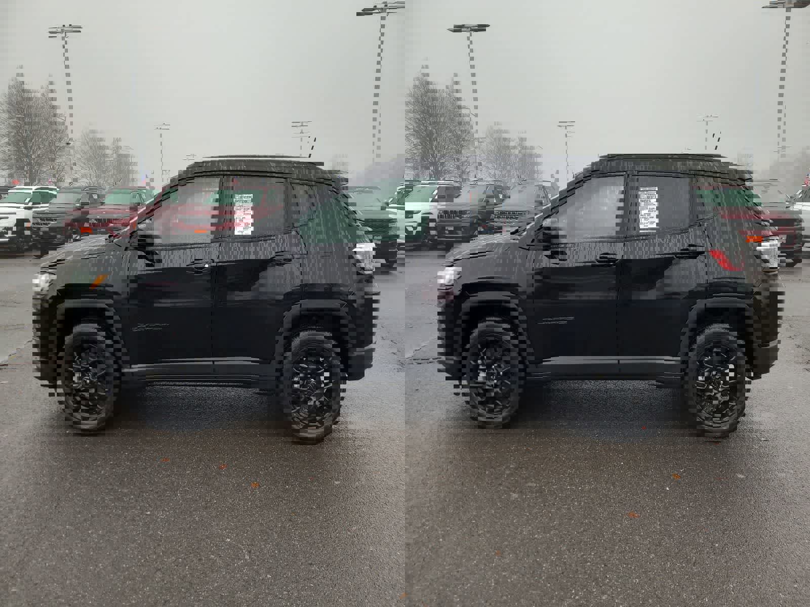 New 2026 Jeep Compass Latitude image 11