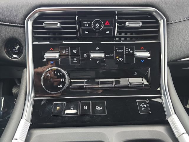 Used 2025 Nissan Armada SL image 33