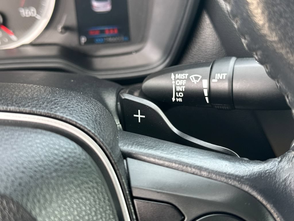 Used 2020 Toyota Corolla SE FWD image 24