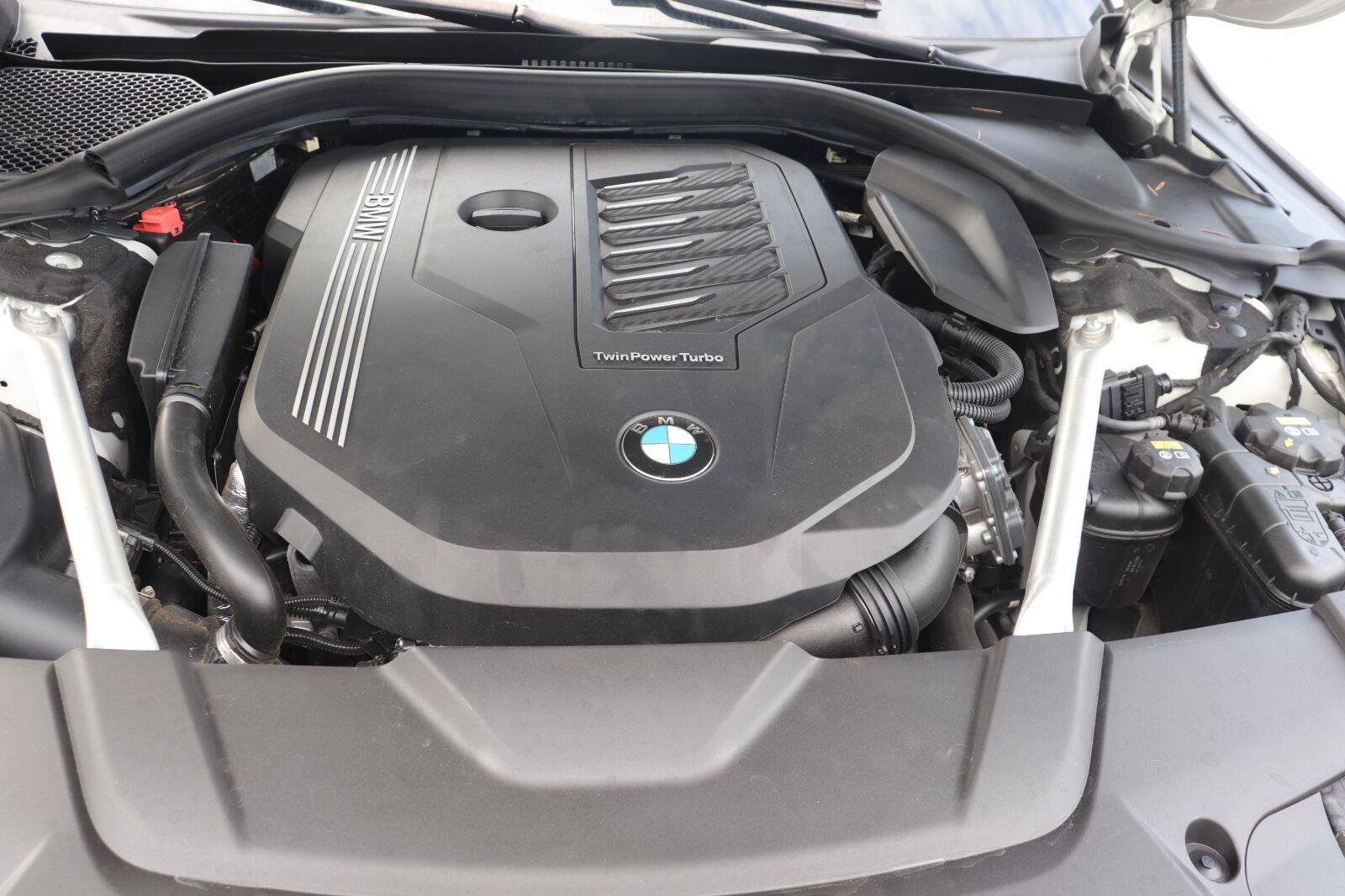 Used 2020 BMW 740i RWD image 38