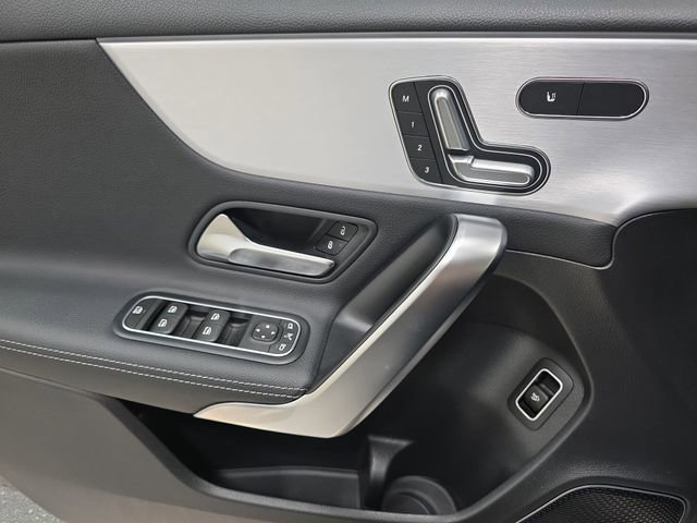 Used 2021 Mercedes-Benz A 220 4MATIC image 28