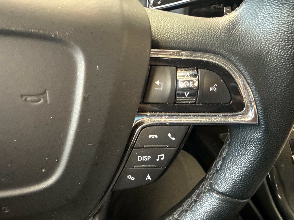 Certified 2022 Lincoln Nautilus AWD image 16